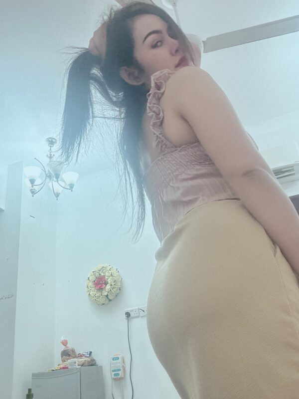 Aicha – Thai adult performer in Muscat - Image 3