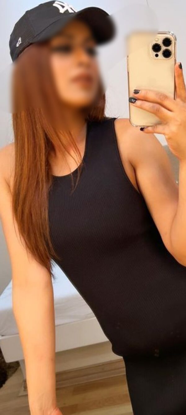 Akanksha independent girl – Indian escort in Mumbai