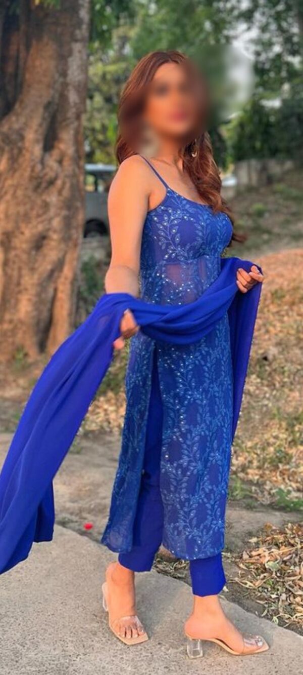 Akanksha independent girl – Indian escort in Mumbai - Image 3
