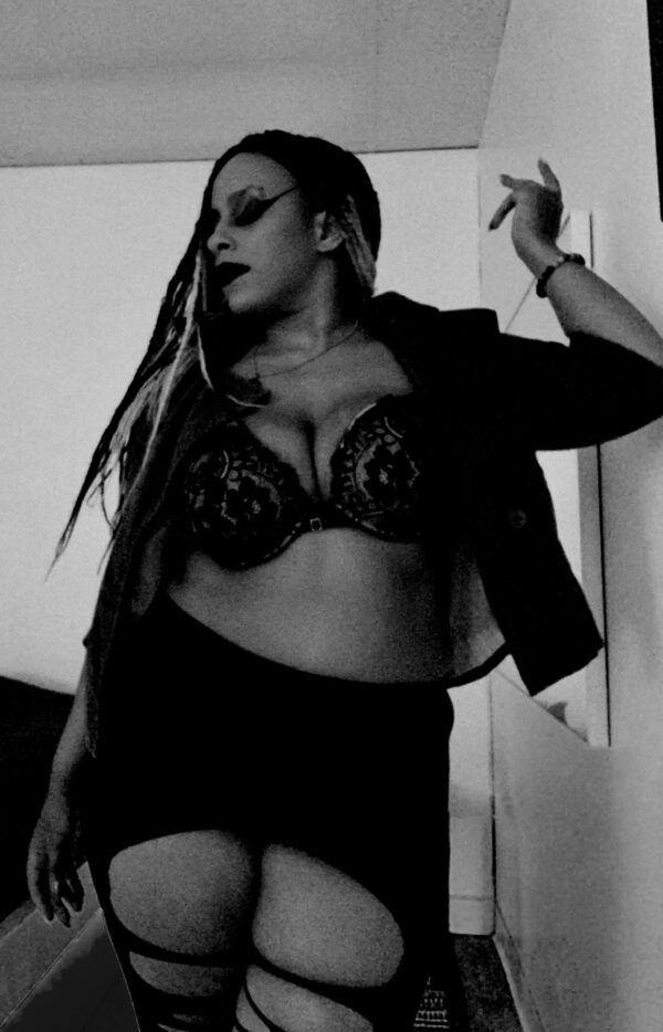 Akasha Rose – Ethiopian escort in Edmonton - Image 7