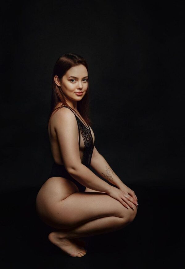 Alina Ukraine – Ukrainian girl Jeddah - Image 6
