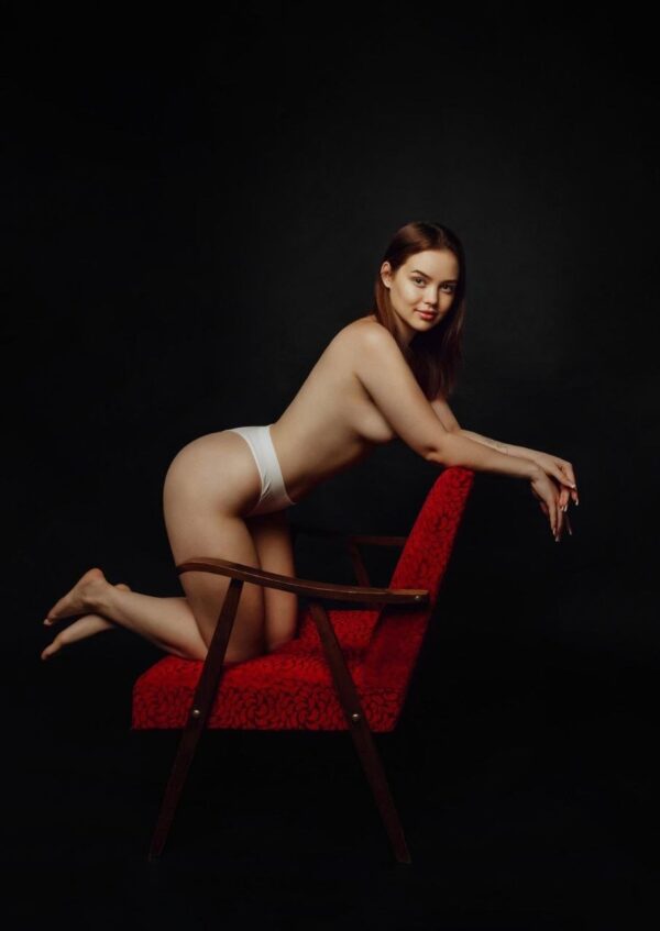 Alina Ukraine – Ukrainian girl Jeddah - Image 10