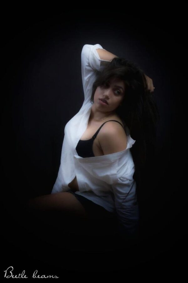 Angel – Indian adult performer in Mumbai - Image 2