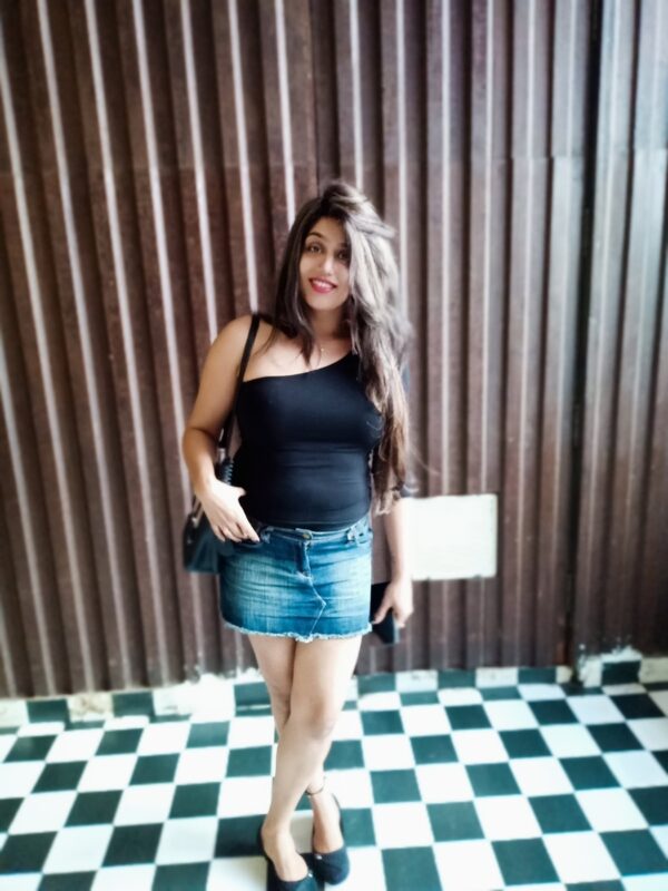 Angel – Indian adult performer in Mumbai - Image 13