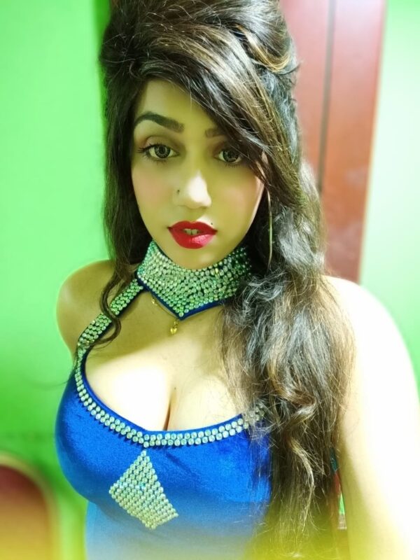 Angel – Indian adult performer in Mumbai - Image 8