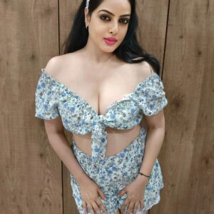 Arab Girl – Indian girl Khobar