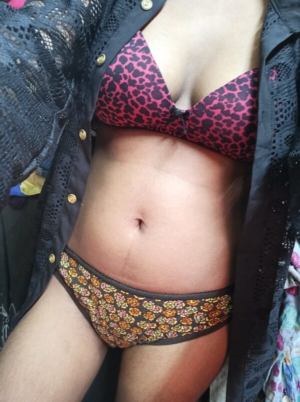 Ashnisha – Indian escort in Kolkata - Image 2