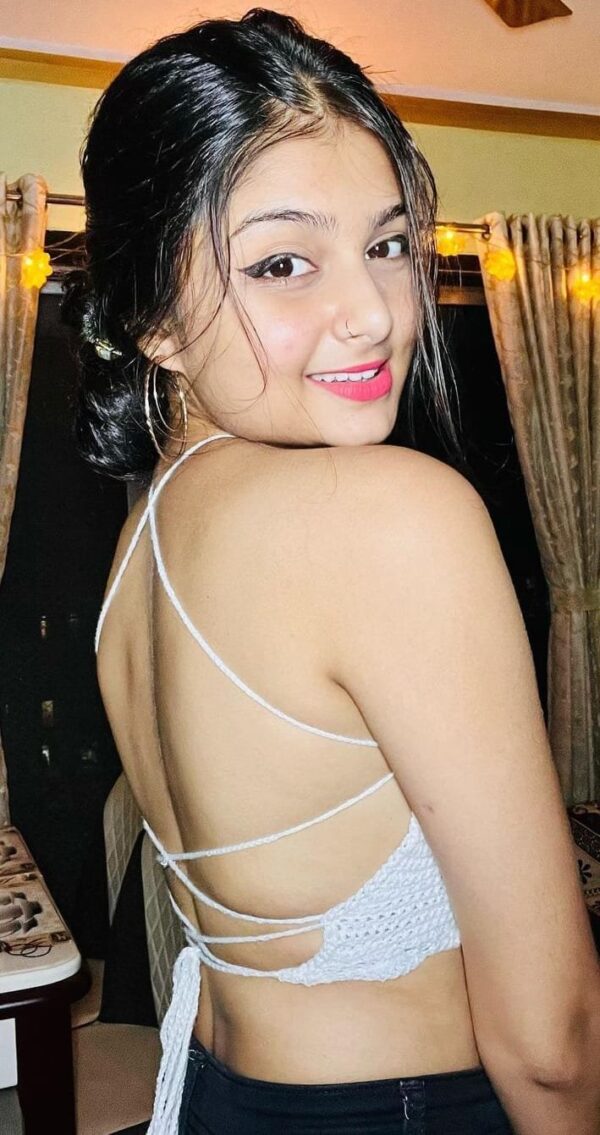 Ayushi Sharma – Indian escort in Mumbai - Image 2