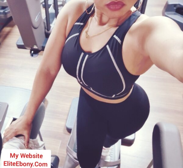 Black African Escort. Zoe Red Ebony – British escort in London - Image 10