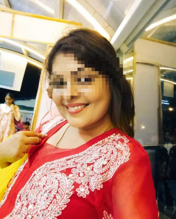 Bong Girl Monisha for Cam & Real Meet – Indian escort in Kolkata - Image 4