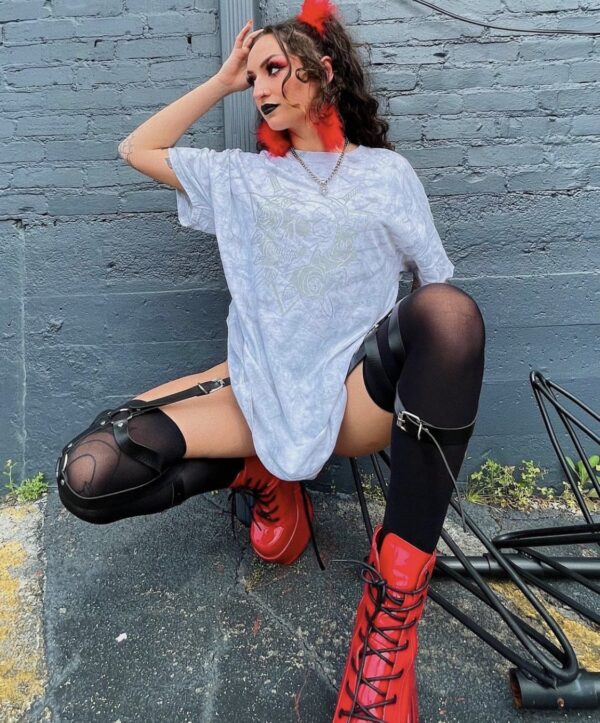 Bri   Canadian  -  in Berlin - Image 2