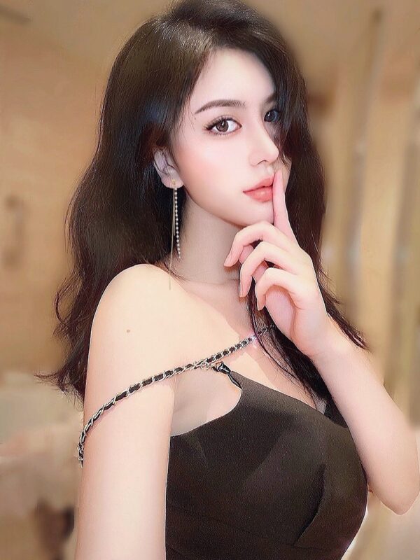 Carry – Singaporean girl Kuwait