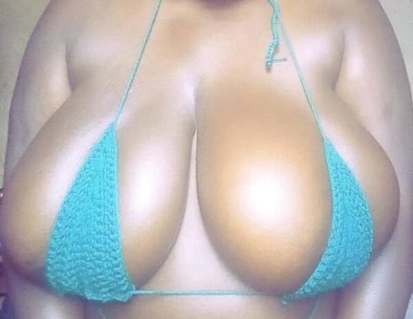 Daffodil – Ugandan escort in London