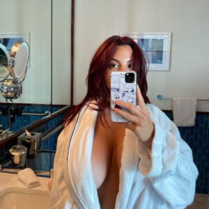 Derine – Danish girl Lisbon