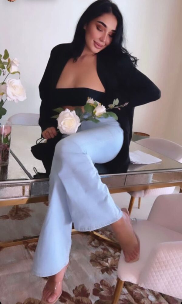 Dilara – Azerbaijani escort in Muscat - Image 7