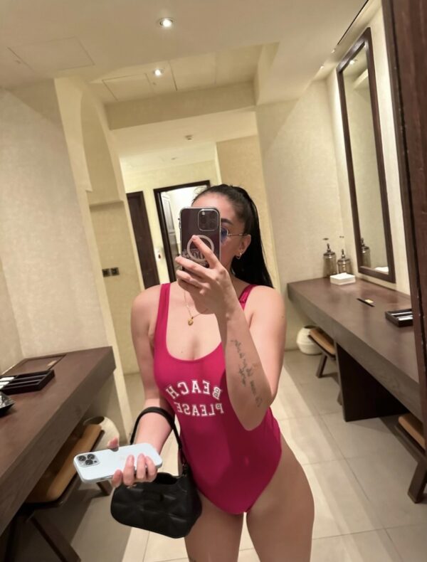 Dilara – Azerbaijani escort in Muscat - Image 2