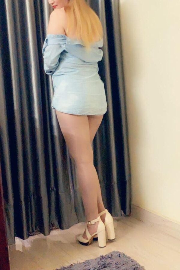 Divorced Kriti No ADVANCE No Broker – Indian escort in Kolkata - Image 5