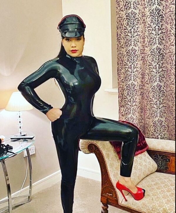 DOMINATRIX MEDUSA – Brazilian dominatrix in London - Image 14