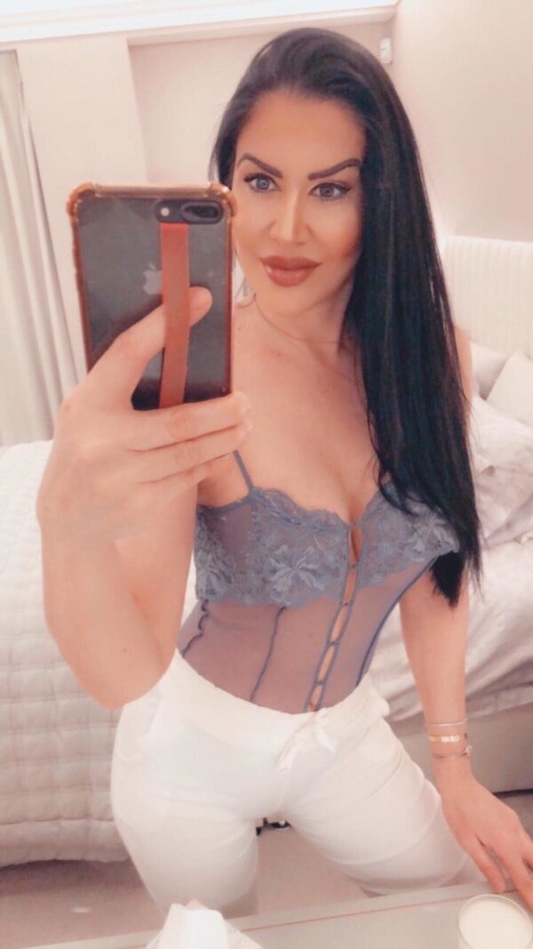 Ellen Kb – Brazilian escort in London - Image 12