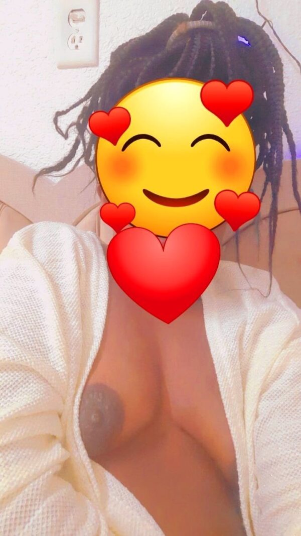 Emma – Sierra Leonean girl Dammam - Image 2