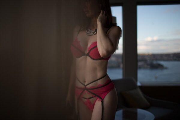 Isabella From N America Dec 5-8th - Image 4
