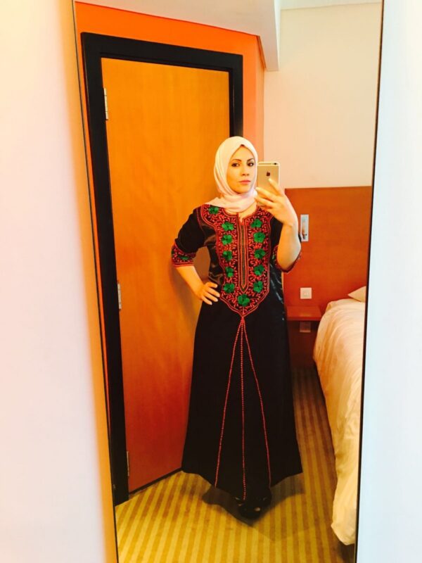 Arabic lady new - Image 2