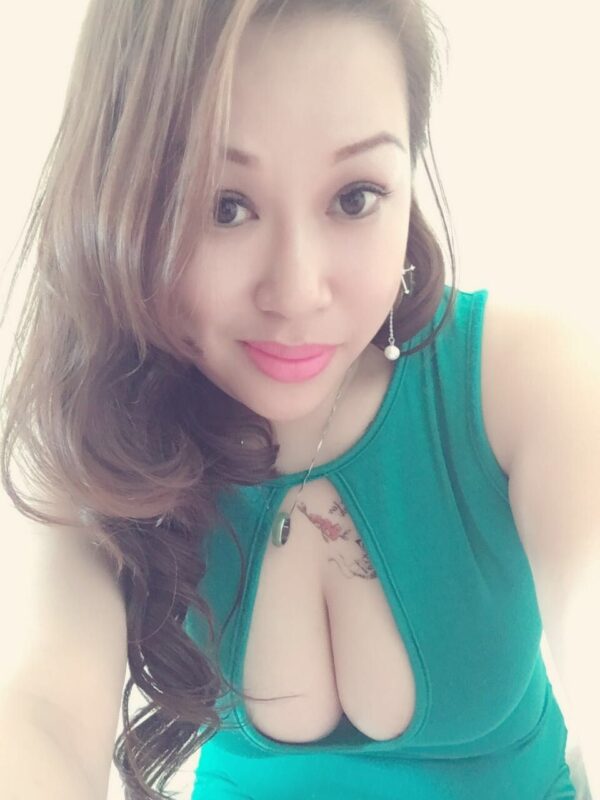 Sexy Tong 93537903 - Image 4