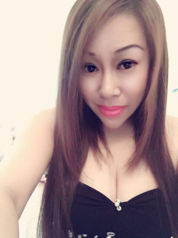Sexy Tong 93537903 - Image 2