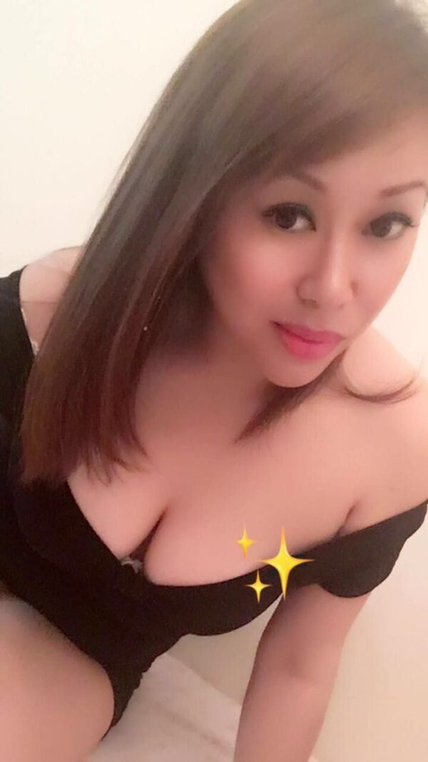 Sexy Lily 91704320