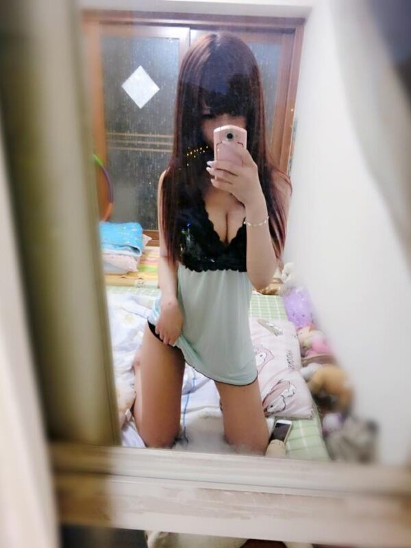NIcole - Image 4