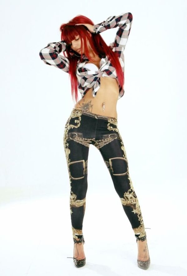 Emylee - Image 5