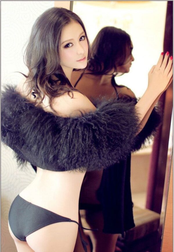 Singapore New Girls Angle - Image 4