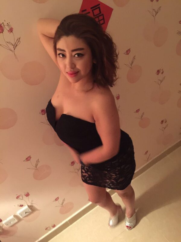 SuHu Have A Blissful Moment - Image 4