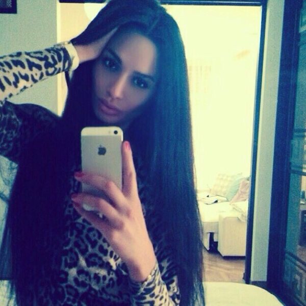 YANINA - Image 6