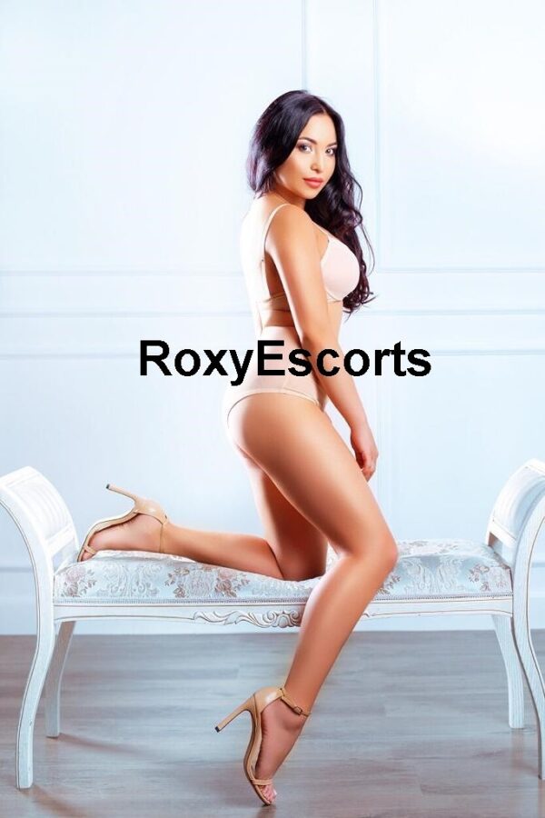 Isabela - ROXYESCORTS AGENCY - Image 5