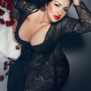 Diana Curvy Big Boobs
