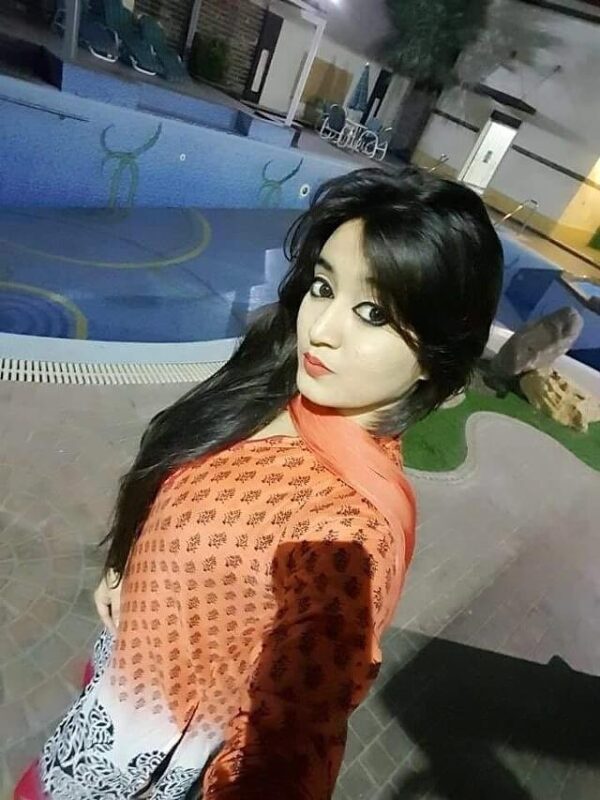 Zaini Pakistani Escorts