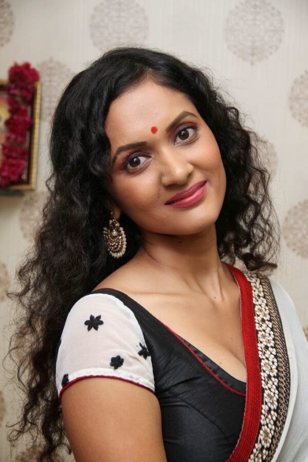 Andra Hott lady Laksmi