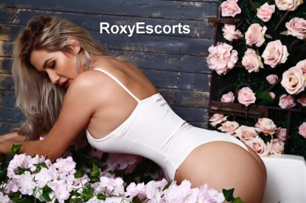 Lydia - ROXYESCORTS AGENCY - Image 2