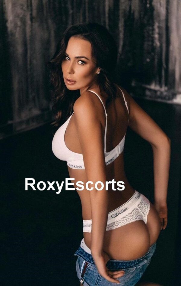 Vivian - ROXYESCORTS AGENCY - Image 3