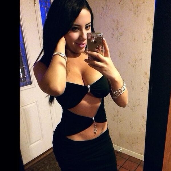 Nelly +971559544149