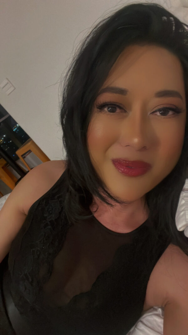 Stunning Kinky Dominant TS - Image 3