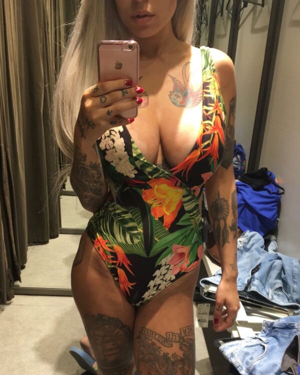 Bella Blond