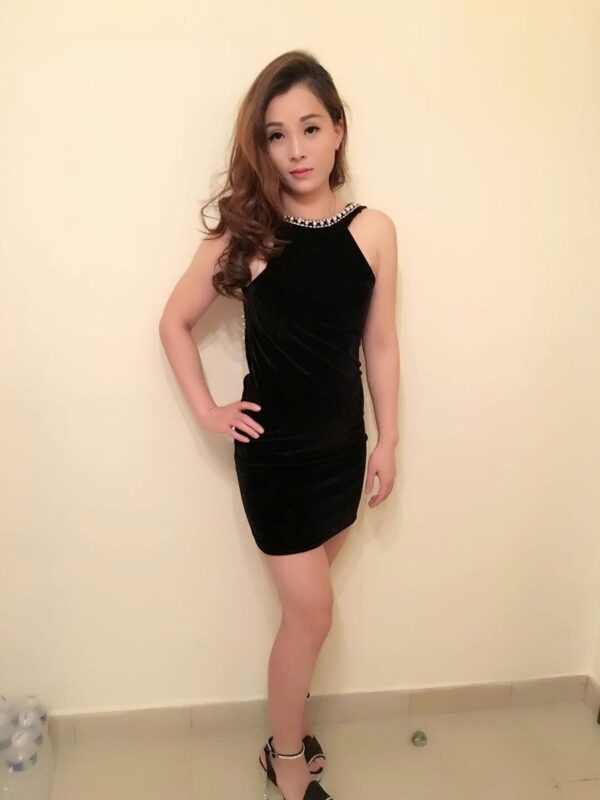 Sexy Nina - Image 4