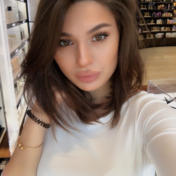 ROSA REAL PICTURES - Image 2