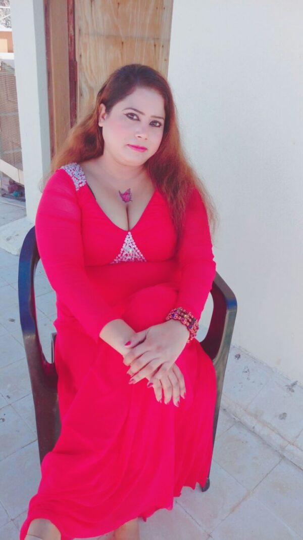 Sonia North Indian Big Boobs Hotty - Image 3