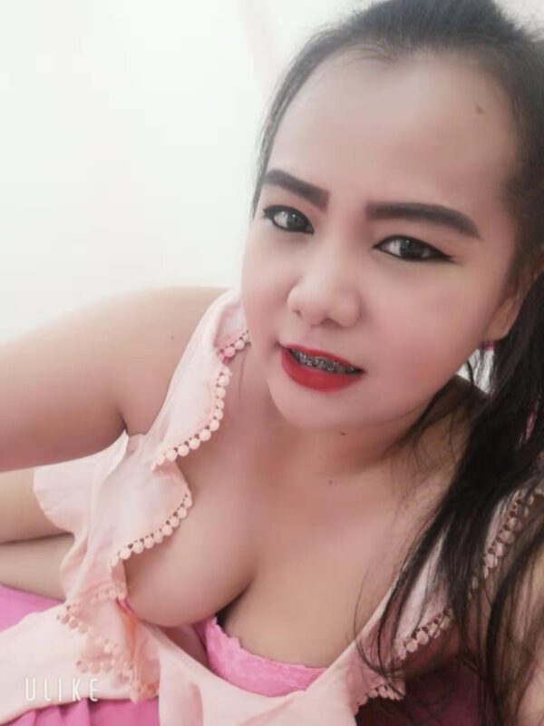 Sexy New Lady In The Town - Image 4