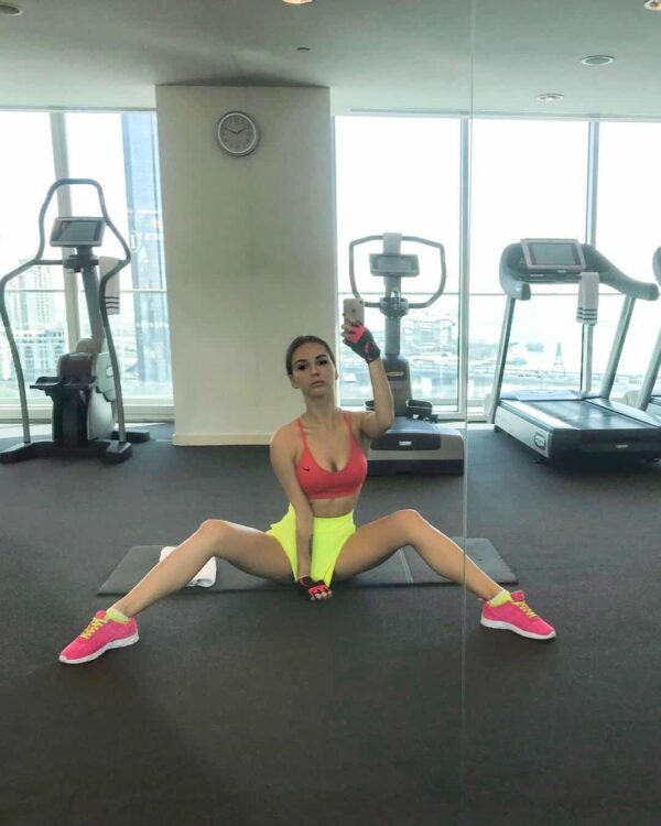 Eva Russian Escort In Hong Kong - Image 2