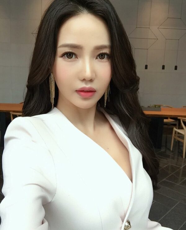 Kim - Image 3