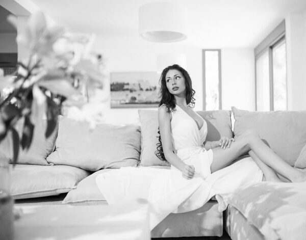YARINA - Image 4
